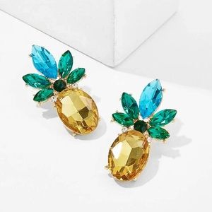 🌟HP🌟 Rhinestone Pineapple Stud Earrings